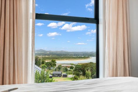 Photo of property in 11 Rihi Paea Rise, Ngunguru, 0173