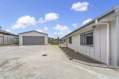Photo of property in 24 Poplar Grove, Feilding, 4702