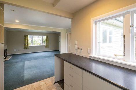 Photo of property in 121 Tilley Road, Paekakariki, 5034