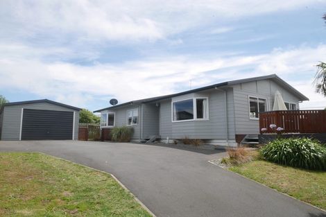 Photo of property in 69 Langdale Avenue, Paraparaumu, 5032