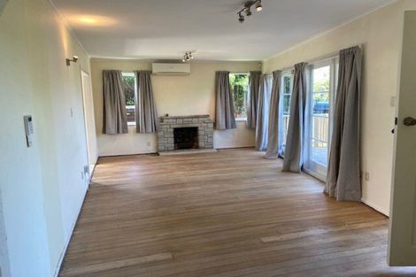 Photo of property in 6 Palmer Avenue, Glen Eden, Auckland, 0602