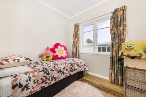 Photo of property in 1/47 Clevedon Road, Papakura, 2110