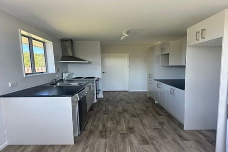 Photo of property in 5 Ilam Grove, Kelson, Lower Hutt, 5010