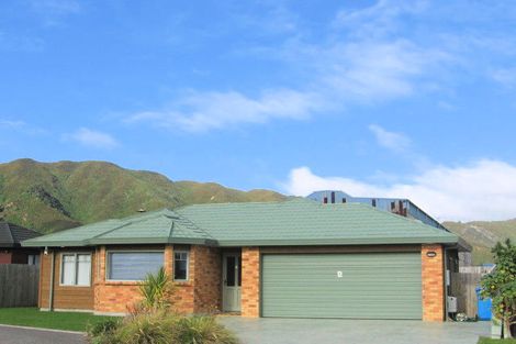Photo of property in 73 Leighton Avenue, Waiwhetu, Lower Hutt, 5010