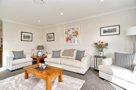 Photo of property in 6 Pembrook Close, Rangiora, 7400