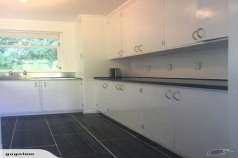 Photo of property in 9 Epsom Way, Karori, Wellington, 6012