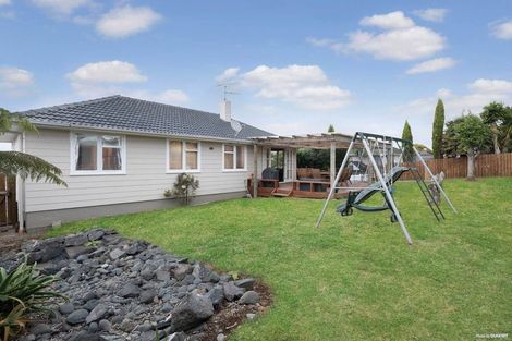 Photo of property in 92 Arimu Road, Papakura, 2110
