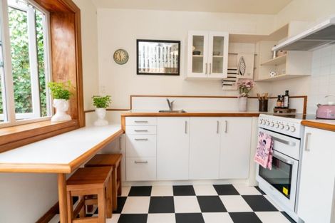 Photo of property in 27 Ascot Street, Thorndon, Wellington, 6011