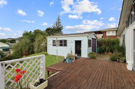 Photo of property in 84 Park Avenue, Waitarere Beach, Levin, 5510
