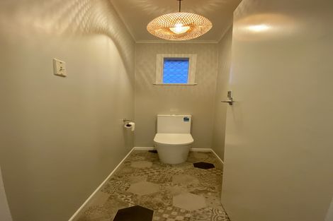 Photo of property in 65 Farquhar Road, Glendene, Auckland, 0602