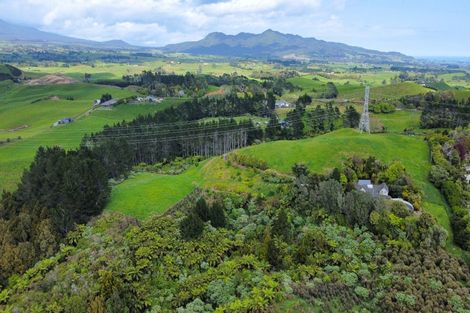 Photo of property in 447 Barrett Road, Omata, New Plymouth, 4374