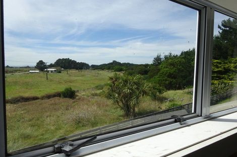 Photo of property in 113 Koputara Road, Himatangi Beach, Foxton, 4891