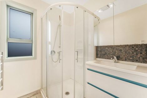 Photo of property in 1/7 Sunburst Street, Papakura, 2110