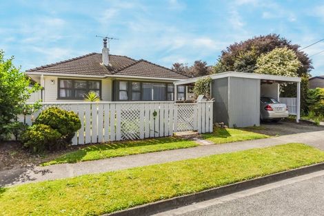 Photo of property in 16a Palm Avenue, Stoke, Nelson, 7011