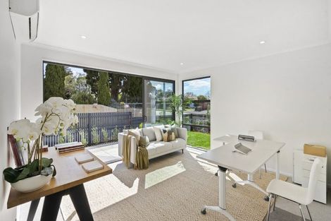 Photo of property in 32 Swanson Road, Henderson, Auckland, 0610