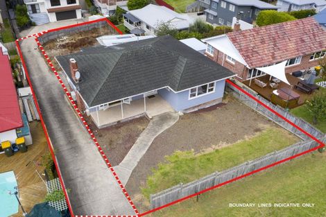 Photo of property in 28 Howe Street, Howick, Auckland, 2014