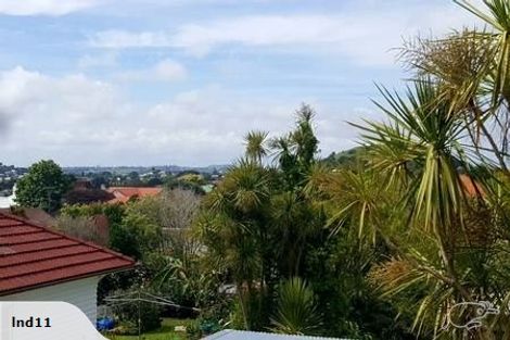 Photo of property in 5/77 Old Lake Road, Narrow Neck, Auckland, 0624