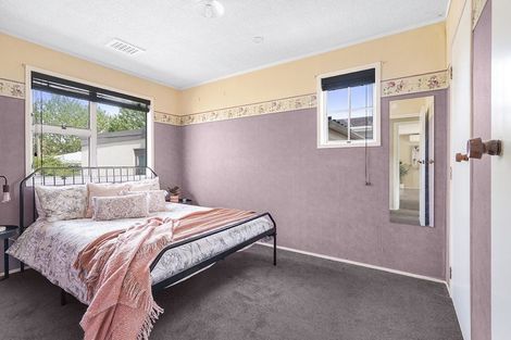 Photo of property in 3 Newcastle Road, Dinsdale, Hamilton, 3204