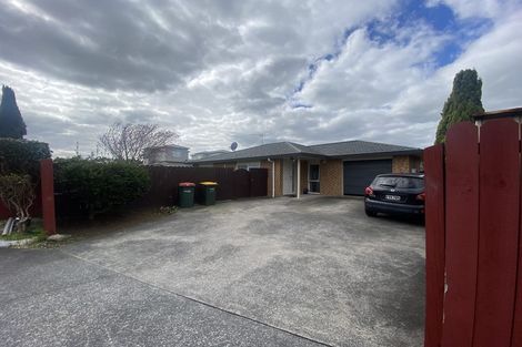 Photo of property in 100 Manuroa Road, Takanini, 2112