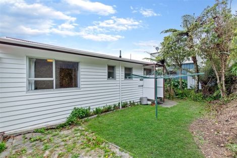 Photo of property in 7 Kerr Grove, Johnsonville, Wellington, 6037