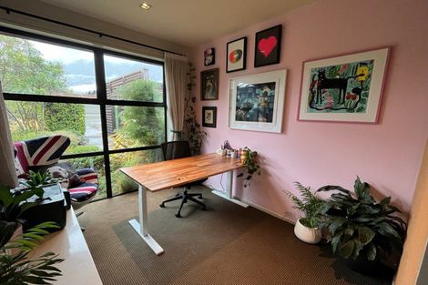 Photo of property in 1 Buckler Court, Jacks Point, Queenstown, 9371