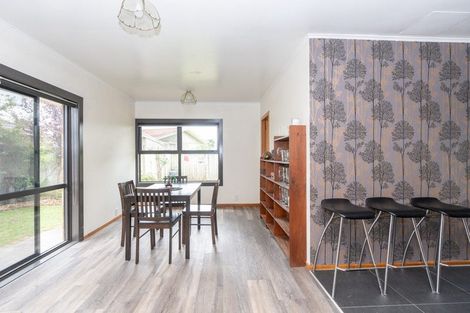 Photo of property in 1 Southsea Crescent, Silverdale, Hamilton, 3216