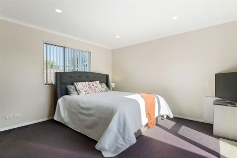 Photo of property in 120d Gray Avenue, Papatoetoe, Auckland, 2024