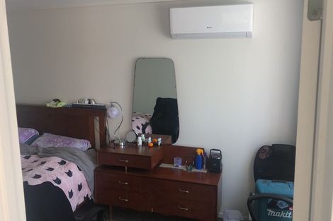 Photo of property in 1 Rosalind Road, Glenfield, Auckland, 0629