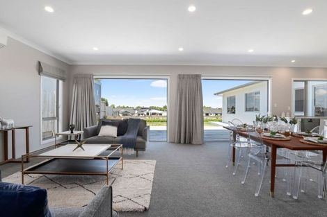 Photo of property in 5 Kemble Place, Flagstaff, Hamilton, 3210