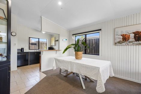 Photo of property in 728 Papamoa Beach Road, Papamoa Beach, Papamoa, 3118