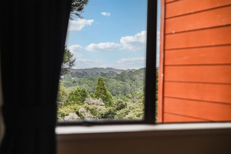 Photo of property in 72 Crows Road, Swanson, Auckland, 0614