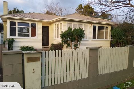 Photo of property in 5 Miles Place, Awapuni, Palmerston North, 4412