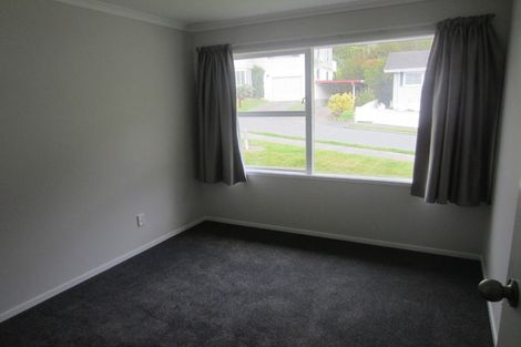 Photo of property in 11 Westhaven Drive, Tawa, Wellington, 5028