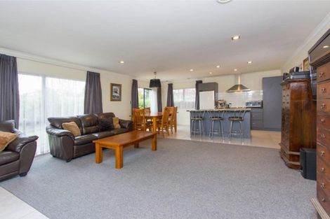 Photo of property in 41b Woodglen Road, Glen Eden, Auckland, 0602