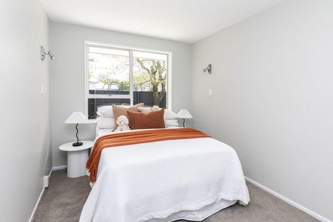 Photo of property in 2/21a Quinns Road, Shirley, Christchurch, 8013