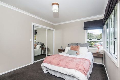 Photo of property in 11 Kimball Place, Johnsonville, Wellington, 6037