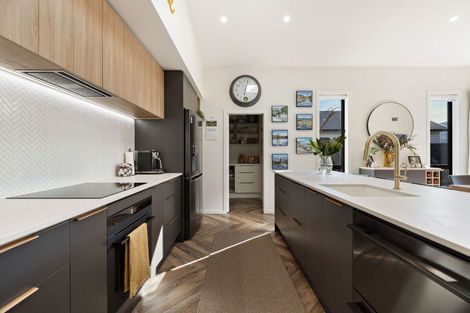 Photo of property in 19 Searle Drive, Cromwell, 9310