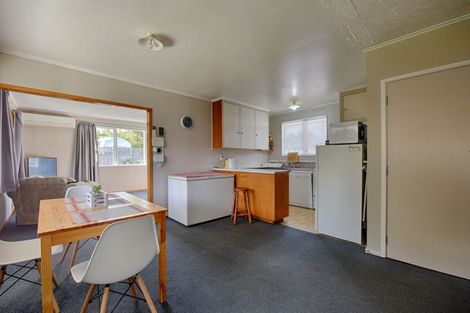 Photo of property in 3 Maple Grove, Gore, 9710