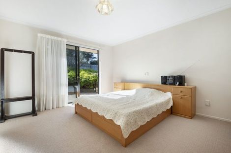 Photo of property in 17 Bundoran Way, Pinehill, Auckland, 0632