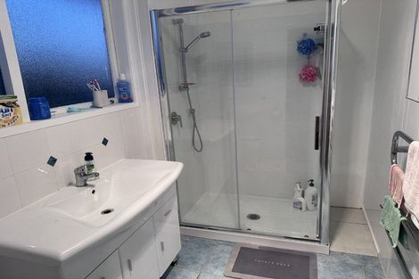 Photo of property in 27 Sunhill Road, Sunnyvale, Auckland, 0612