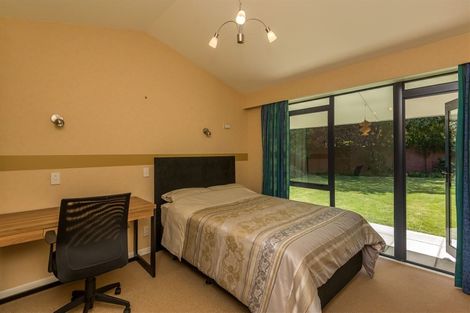 Photo of property in 29c Hamilton Avenue, Ilam, Christchurch, 8041