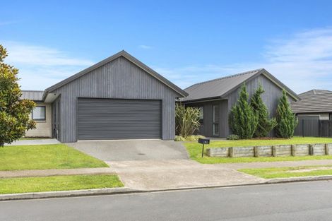Photo of property in 4 Waghorn Street, Pyes Pa, Tauranga, 3112