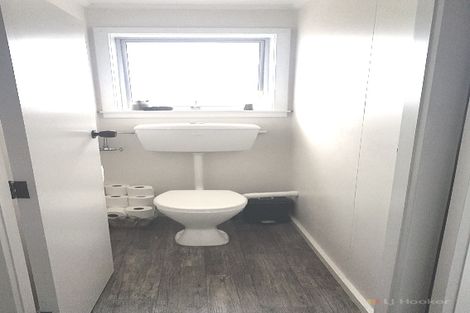 Photo of property in 1 Oxford Street, Waimate, 7924