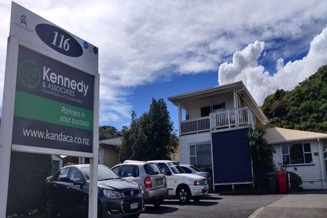 Photo of property in 116 Mana Esplanade, Paremata, Porirua, 5026