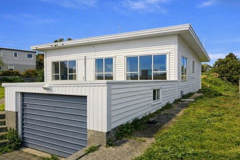 Photo of property in 222 Rosetta Road, Raumati South, Paraparaumu, 5032