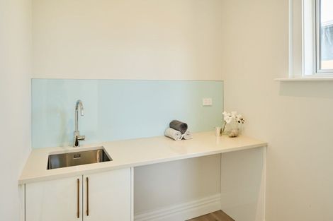 Photo of property in 21 Jessie Street, Petone, Lower Hutt, 5012