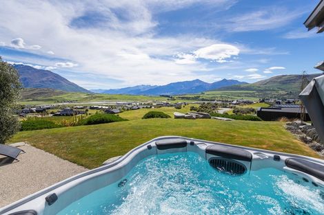 Photo of property in 5 Afton Lane, Jacks Point, Queenstown, 9371