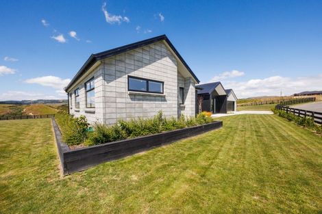 Photo of property in 4 Castlebridge Lane, Aokautere, Palmerston North, 4471