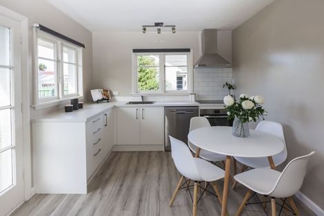 Photo of property in 50 Croziers Road, St Albans, Christchurch, 8052