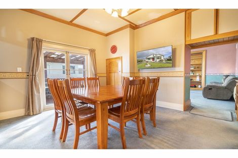 Photo of property in 70 Ferry Road, Edendale, 9825